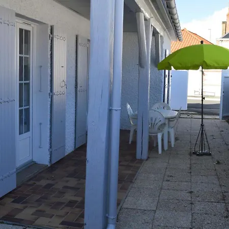 Maison Plain-pied Centre-ville, Proche Plage, Jardin Prive, Parking, Animaux Acceptes - Fr-1-22-251