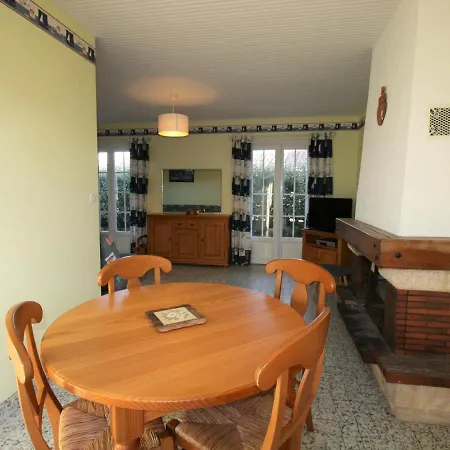 Сasa de vacaciones Maison Plain-pied Centre-ville, Proche Plage, Jardin Privé, Parking, Animaux Acceptés - Fr-1-22-251 *