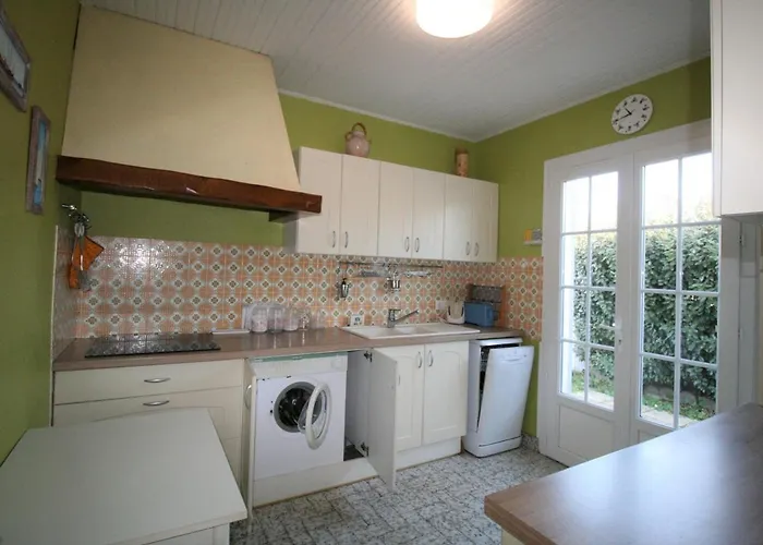 Сasa de vacaciones Maison Plain-pied Centre-ville, Proche Plage, Jardin Privé, Parking, Animaux Acceptés - Fr-1-22-251 *